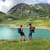 Two hikers at Lake Formarin