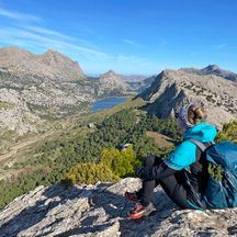 Wanderer am Coll del'Ofre Pass Soller