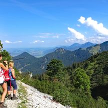 Traumhafter Ausblick auf die Chiemgauer Alpen