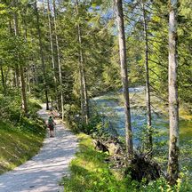 Hiking trail along the Koppentraun in the Koppental valley