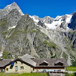 Traditionelle französische Berghütte