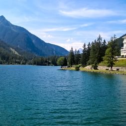 der See "Champex-Lac" in der Gemeinde Orsières