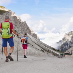 Wanderer in den Dolomiten