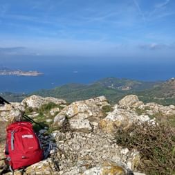 Blick vom Monte Croce auf das Meer