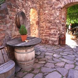Castle tavern Hocheppan
