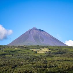 the mountain “Ponta do Pico” in Portugal