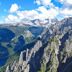 Spectacular summit hiking in the Dachstein area