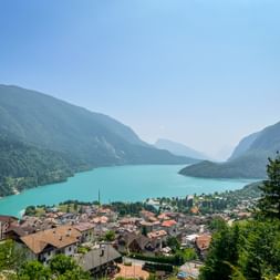 Blick auf den Molvenosee