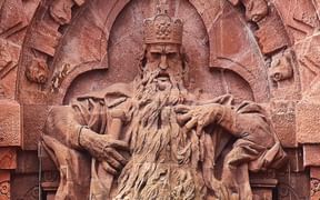 Das Kyffhäuser Monument mit Kaiser Barbarossa