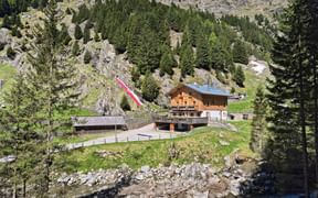 The Nasereit refuge near Partschins