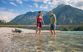 Hikers on the Alpe Adria Trail