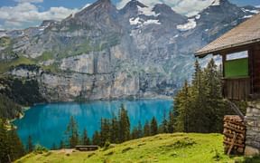 Blick auf den Oeschinensee