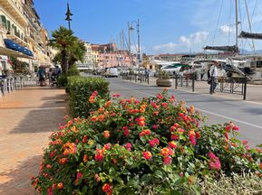 Harbour promenade on Elba