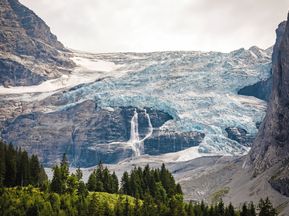 Blick auf einen imposanten Gletscher