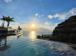 Pool im Hotel Savoy Saccharum in Calheta