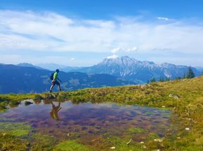 Wanderung mit Blick auf die Leoganger Steinberge