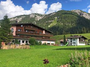 Schöner Berggasthof in Lech am Arlberg