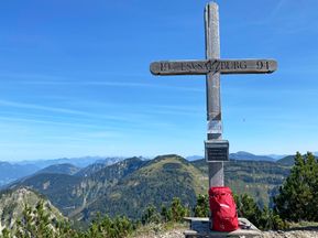 Gipfelkreuz am Gennerhorn