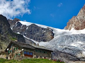 French alpine hut