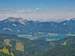 View of Lake Wolfgang from the Postalm with the Schafberg in the background
