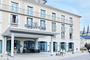 Hotel Edelweiss Frontansicht