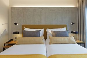 Modene Zimmer im Neya Porto Hotel