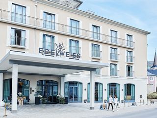 Hotel Edelweiss Frontansicht