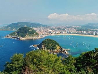 Der Strand von La Concha in San Sebastian