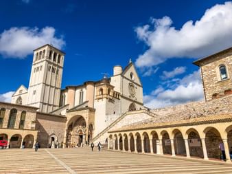 Die Basilika San Francesco in Assisi