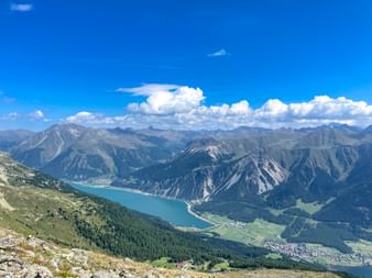 wonderful lake view of the Haidersee in Reschen