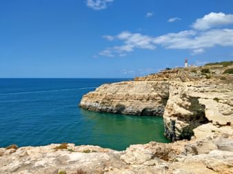 Küstenblick am Wanderweg in Barril