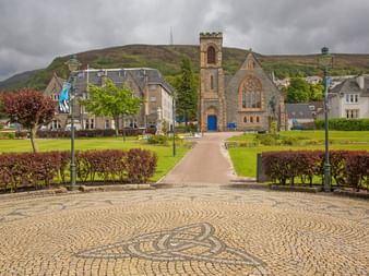Town square in Fort William with view of the church