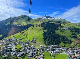 Bergfahrt mit der Rüfikopfbahn in Lech am Arlberg