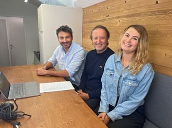 Andi, Rey und Julia bei der Plauderstunde
