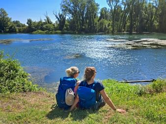 Hikers' break by the river Sile