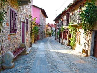 Alley in Bossolasco