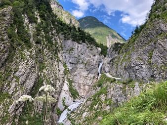 Hiking trail to Elbigenalp at Lech-Path