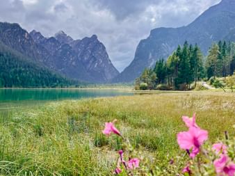 the shore of the “Toblacher lake”