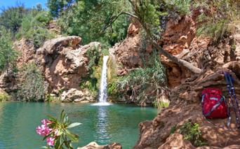 Wanderrast am Wasserfall Pego do Inferno
