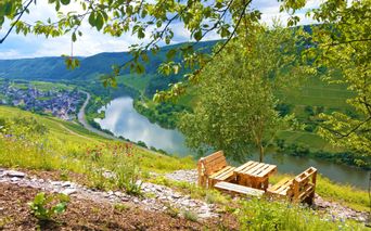 Rest area with a view of the Moselle