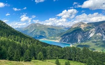 Aussicht auf das Bergpanorama von der Haideralm