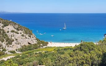Strand im Ort 