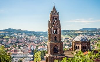 Kathedrale in der Stadt "Le-Puy-en-Velay"