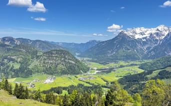 Hiking tour across the Kitzbühel Alps with a view of the Buchensteinwand