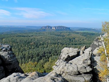 Beeindruckende Aussicht auf den Pfaffenstein