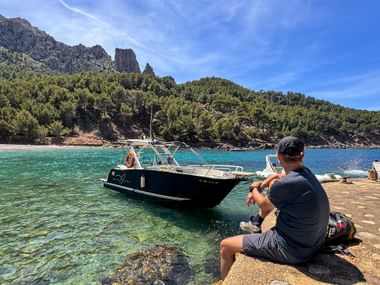 Hiking break in the bay of Sa Calobra Hiking break in the bay of Sa Calobra