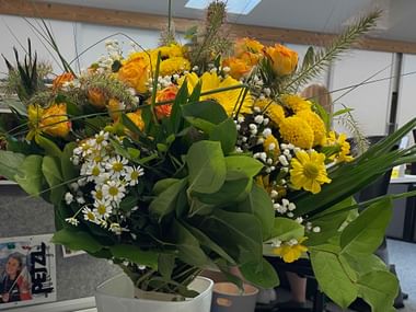 Helene's bouquet of flowers from travelling guest