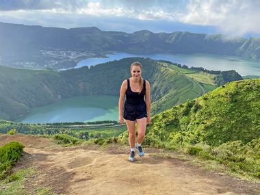 Helene Edtmeier on a hiking tour in the Azores