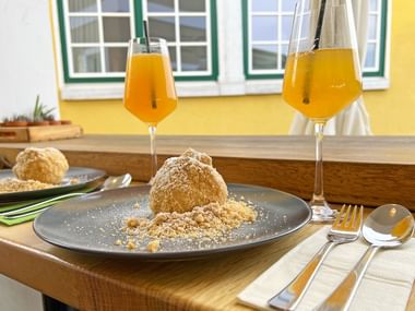 Marillenknödel und Marillenspritzer