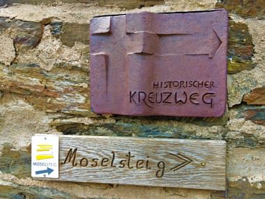 Wegweiser Moselsteig Wegweiser Moselsteig